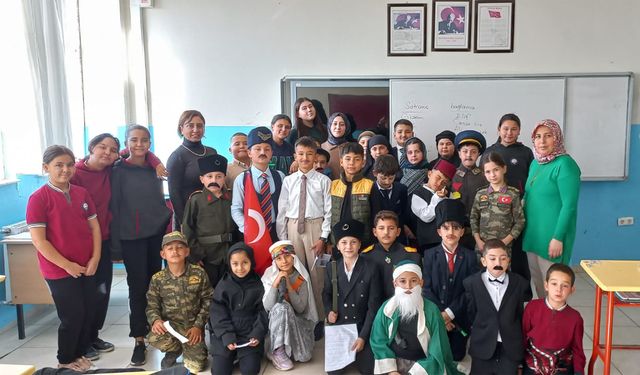 Küçük Yürekler Kahramanları Sahneye Taşıdı