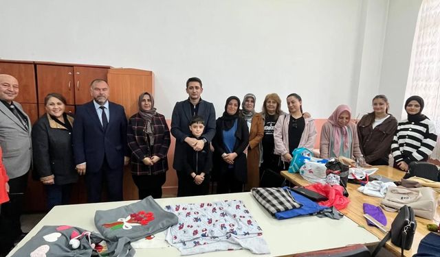 Kaymakam Kayatürk Kadın Kurslarını Ziyaret Etti