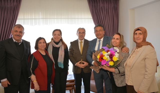 Rahmi Güney’den Emekli Öğretmene Anlamlı Ziyaret