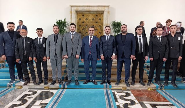 Kaplan, Genç MÜSİAD Üyelerini Meclis’te Ağırladı