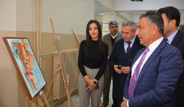 “Bir Öğretmen Bin Emek” Sergisi Büyük İlgi Gördü