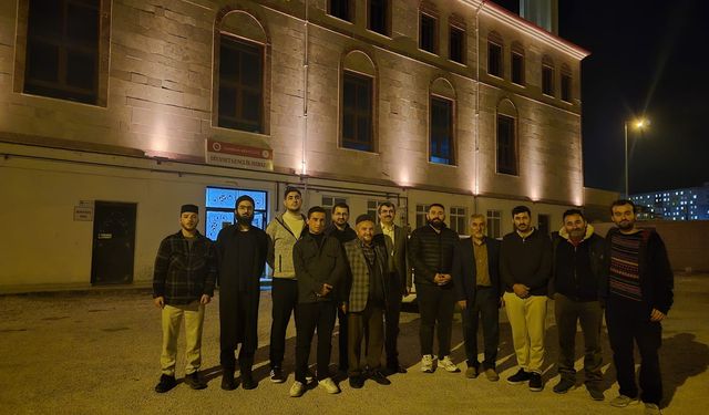 Yahşihan’da “İlim ve Hikmet Halkaları” Konferansı