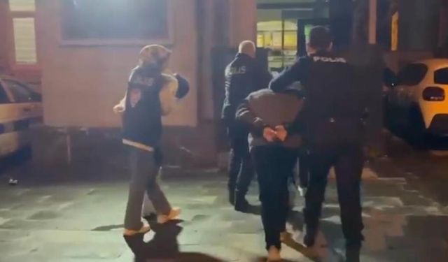 Sahte Altın Bozduran Şahıslar Suç Makinesi Çıktı: 5 Gözaltı