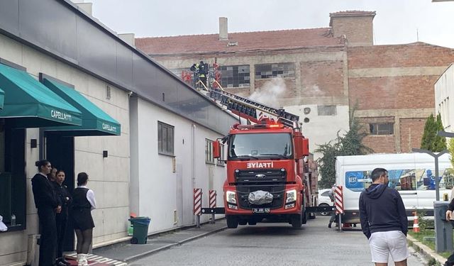 Otelde Yangın Paniği: 152 Kişi Tahliye Edildi