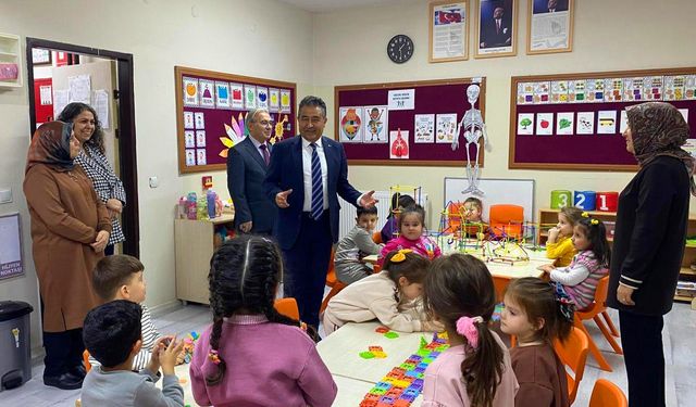 Güney’in Ziyareti Miniklere Neşe Getirdi