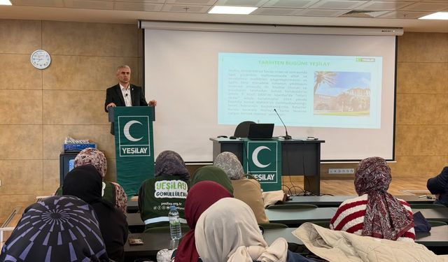 Yeşilay’dan Üniversitede Bağımlılık Konferansı