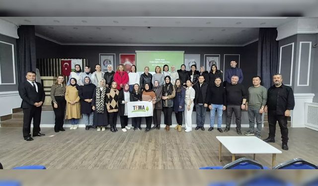 Öğretmenlere Doğa Bilinci Eğitimi Verildi