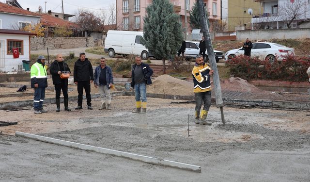 Karşıyaka’ya Futbol Sahalı Yeni Park Geliyor