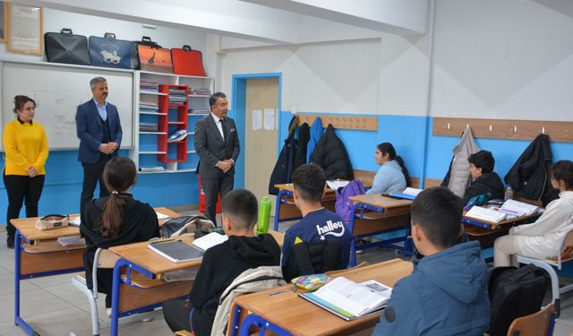 Güney’den Öğretmen ve Öğrencilere Yakın İlgi