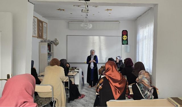 İl Müftü Yardımcısı Uzuner Öğrencilerle Buluştu