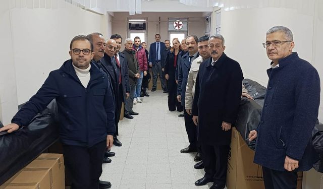 Ortaokullara Spor Malzemesi Setleri Ulaştırıldı