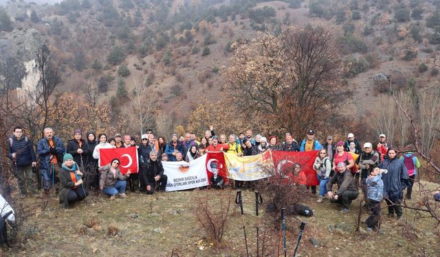 BOZDAK’tan Uludere Kanyonunda Sonbahar Yürüyüşü