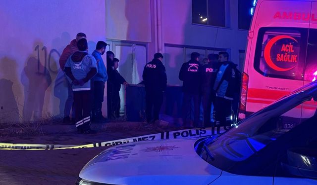 11. Kattan Düşen Kız Hayatını Kaybetti