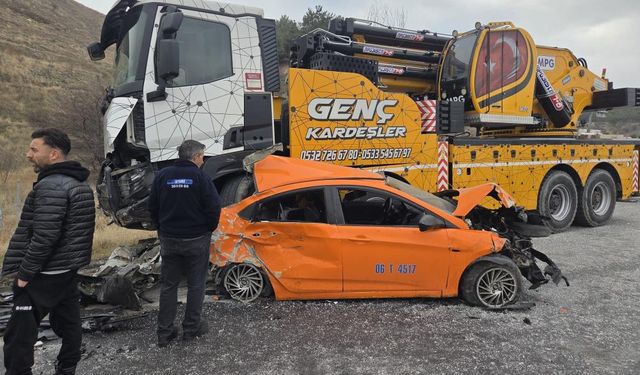 Ankara Kırıkkale Yolunda 6 Araçlı Zincirleme Kaza