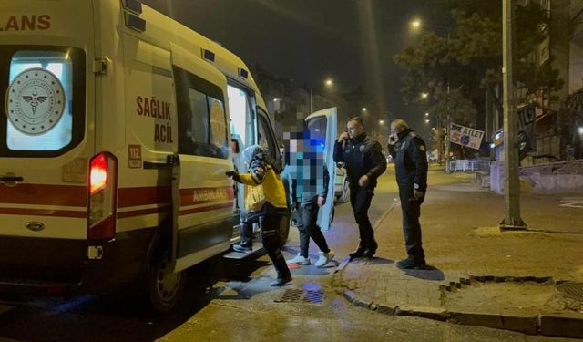 Adres Sorduktan Sonra Bıçakladılar: 1 Yaralı