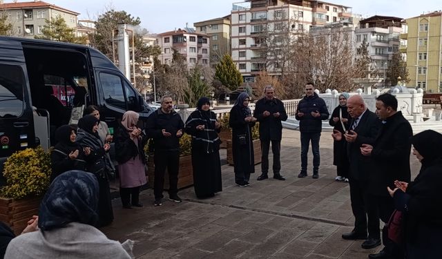 Kırıkkale’de Umre Yolcuları Dualarla Uğurlandı