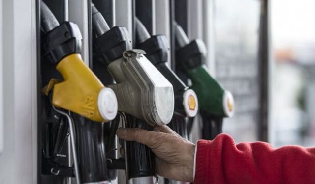Motorine Zam Geldi: Akaryakıt Fiyatları Yeniden Yükseldi