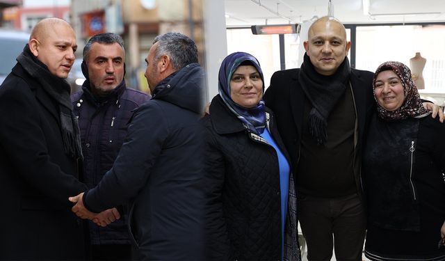 Başkan Önal İzmir Caddesi Esnafıyla Buluştu