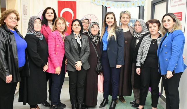 Şehit Anneleri Sanatla Bir Araya Geldi