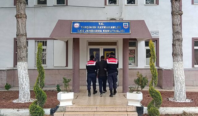 Kırıkkale’de Aranan Şahıs Jandarma Operasyonuyla Yakalandı