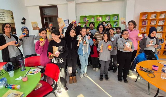 Okuyan Çocuklar Kulübü Bahşılı’da Sanatla Buluştu