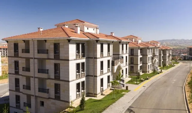 Yüzyılın Konut Projesi’nde Kura Heyecanı Sürüyor