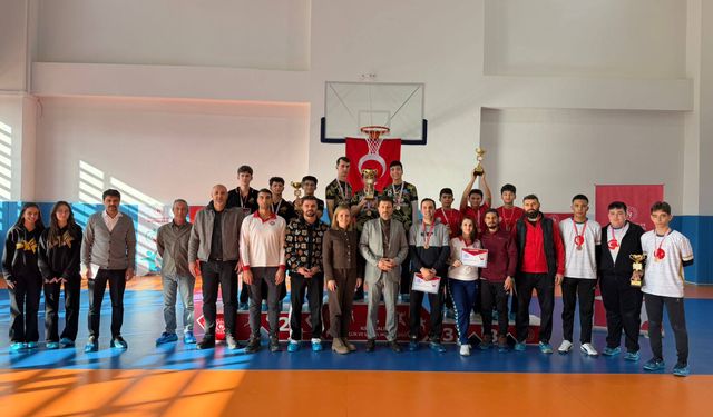 Gençler Floor Curling’de Şampiyonluk İçin Yarıştı