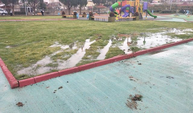 Kırıkkale’de Yeni Park Açılır Açılmaz Tahrip Edildi