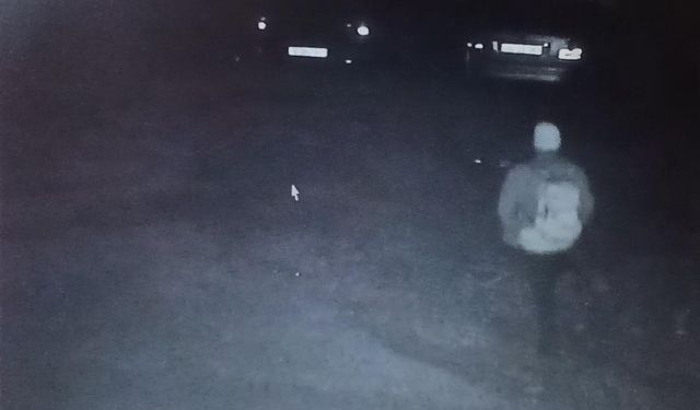 Otoparkta Başından Vurulmuş Halde Bulundu