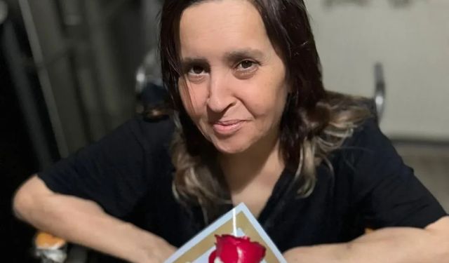 Birsen Demirtaşı  hayatını kaybetti.