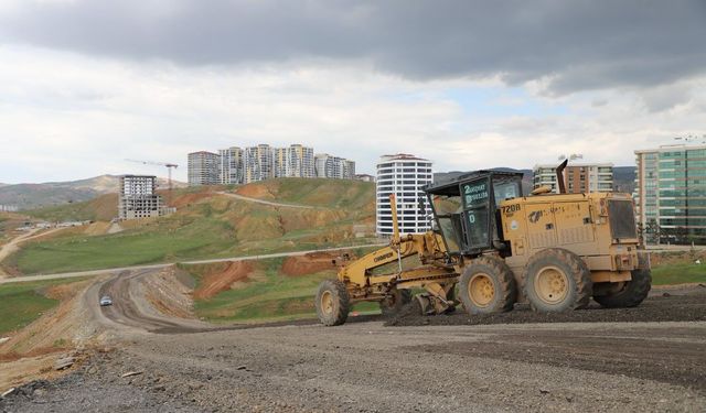 Belediye Yol Çalışmalarına Açıklık Getirdi