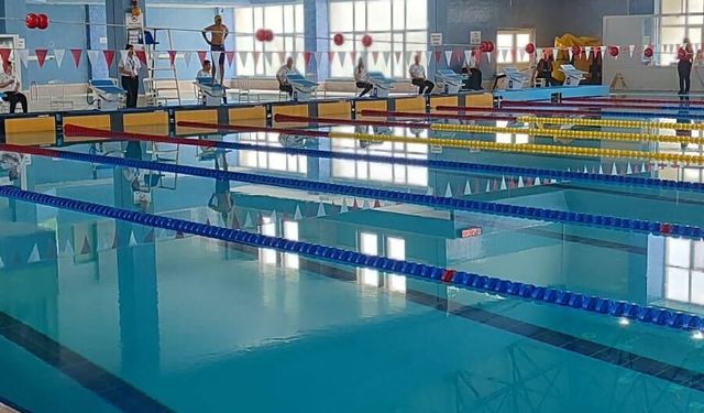 Başpınar Olimpik Yüzme Havuzu’nda 19 Mayıs Coşkusu