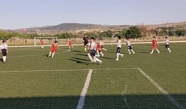 Bahşılı’da U11 Futbol Müsabakaları Heyecanı Sürüyor