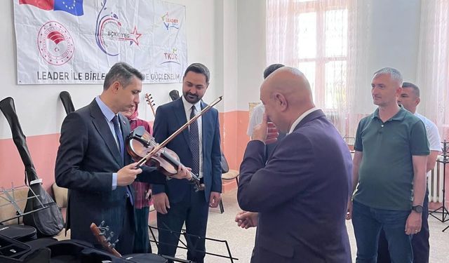 Keskin’de Hacı Taşan Müzik Odasına Ziyaret