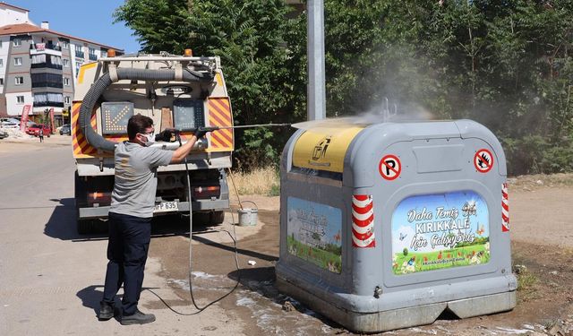 Kırıkkale’de Konteynerlere Hijyen Mesaisi