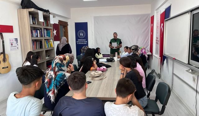 Yeşilay'dan Balışeyh'te Tütün Bağımlılığı Eğitimi