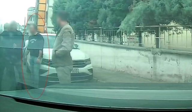 48 Yaşındaki Adam, Okul Önünde Kız Çocuklarını T*ciz Etti