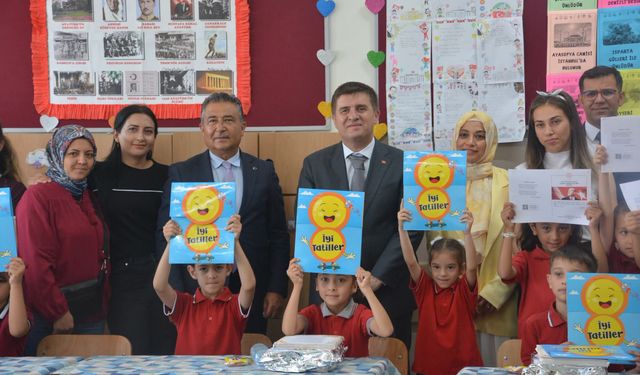 Karneler verildi...Yaşasın Tatil...