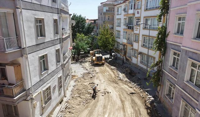 Yaylacık'ta Eski İçme Suyu Hatları Yenileniyor
