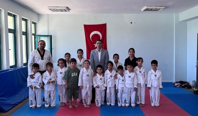 Keskin’de Genç Sporcular Tekvando Öğreniyor