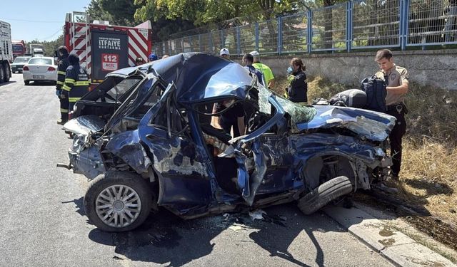 3 Aracın Karıştığı Feci Kazada 1 Ölü, 1 Ağır Yaralı