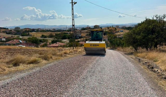 Kırıkkale’de Gündoğdu Mahallesi’nde Yollar Yenileniyor