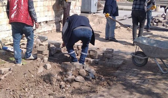 Yahşihan’da Bozulan Yollar Tek Tek Onarılıyor