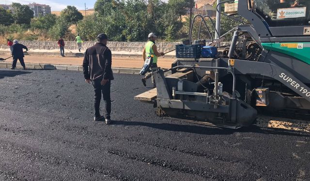 Karakeçili’de Asfalt Çalışmaları Hız Kazandı