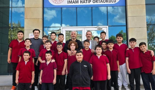 Kırıkkale ÖNDER’den Yeni Eğitim Döneminde Okul Ziyaretleri