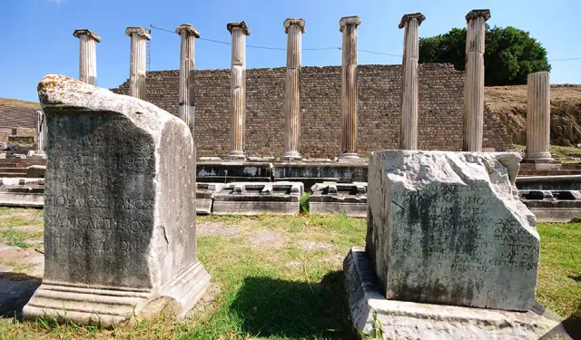 Bergama'da uygarlıkların izleri bir arada
