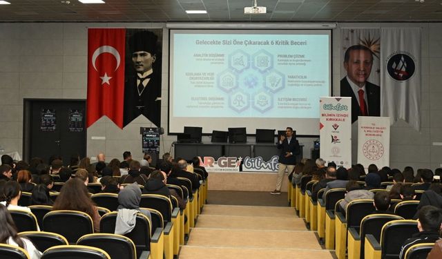 Kırıkkale'de Öğrenciler Yapay Zekânın Geleceğini Tartıştı