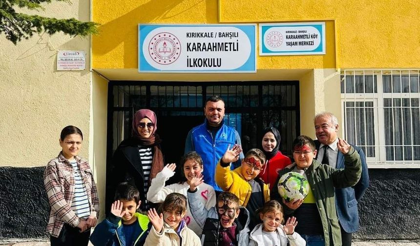 Gençlik Merkezi Karaahmetli de. 