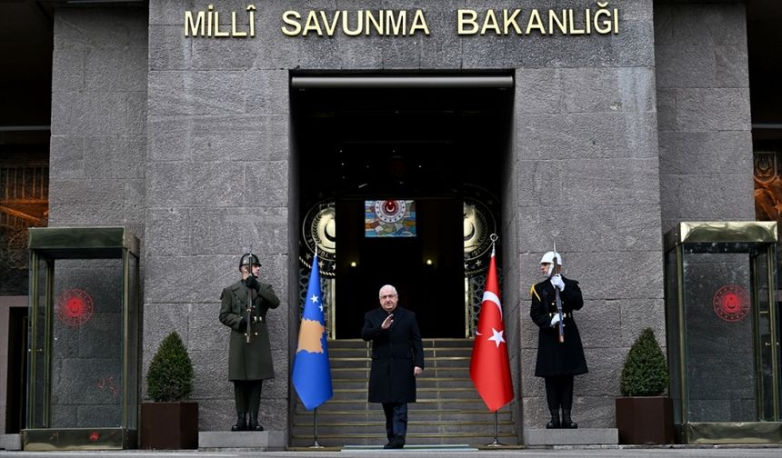 Milli Savunma Bakanı Güler, Kosovalı mevkidaşı Maqedonci ile görüştü