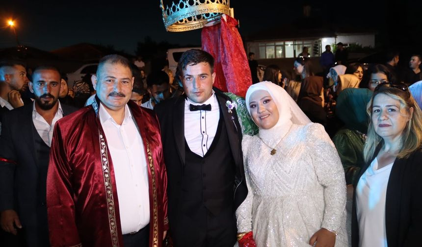 Balışeyh'te Mutlu Gün : Başkan Şen Nikah Kıydı